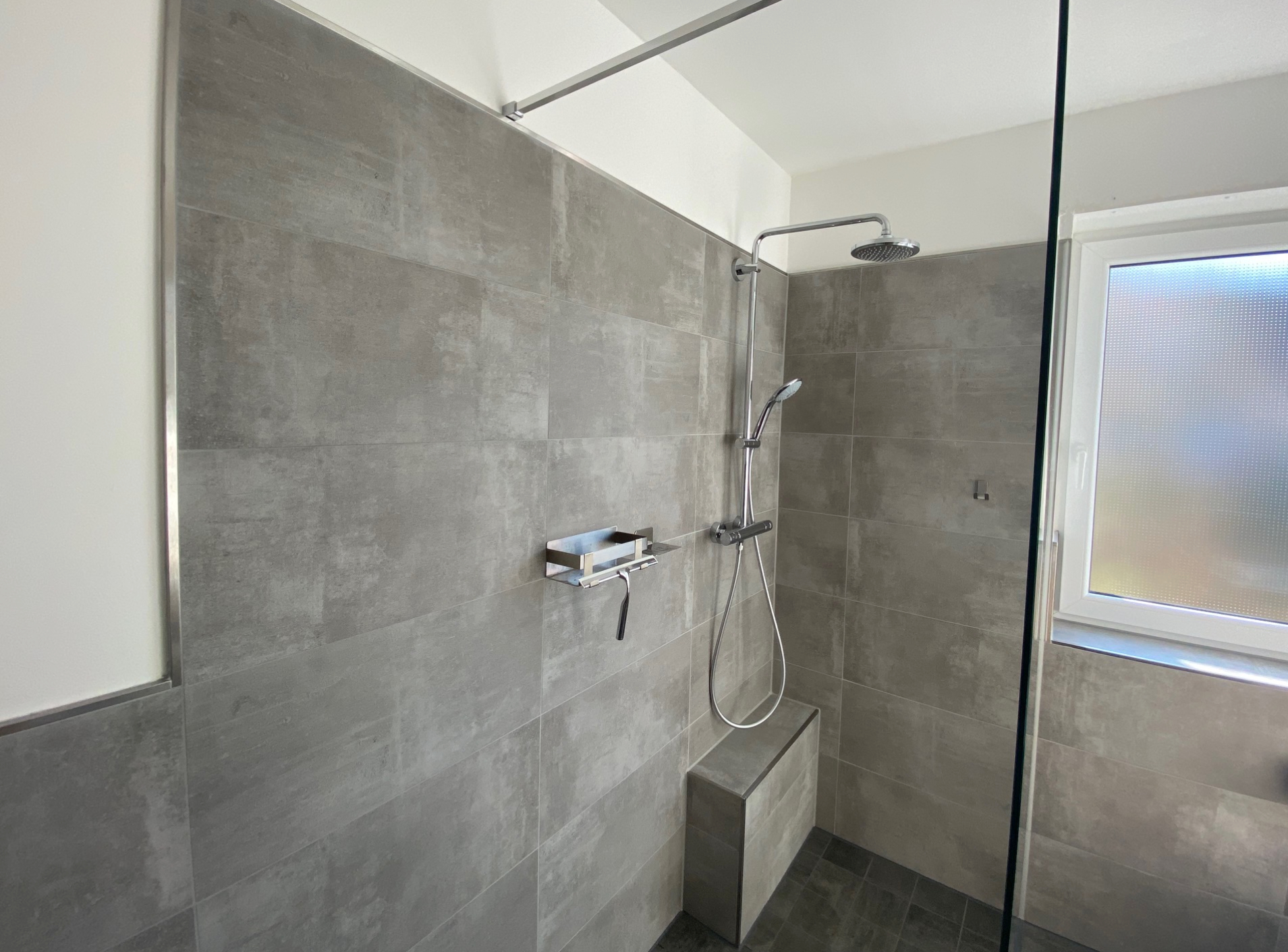 dusche-bad.jpg